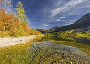 Grundlsee in autumn, salzkammergut, styria, Austria, Europe