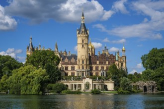 Schwerin, Mecklenburg-Vorpommern, Germany, Schwerin Castle on Lake Schwerin, seat of the