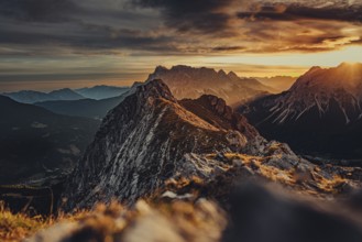 Trail running on the Grubigstein in the Tiroler Zugspitzarena in Tyrol in the Alps in Austria