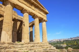 Temple of Concordia, Valley of Temples, Agrigento, Sicily, Italy, Europe