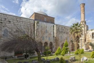 Isabey Mosque, inner courtyard with minaret, Selçuk, Lycia, Turkey, Asia