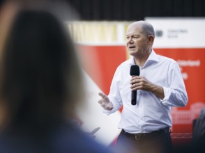 Federal Chancellor Olaf Scholz, (SPD), pictured during a citizens' dialogue in Seelow. 29.08.2024