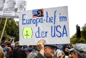 Placard at the demonstration of the alliance Never again war, 03.10.2024. The participants are