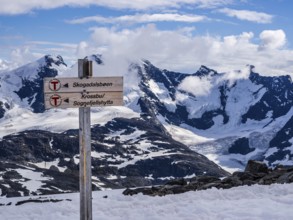 View from mountain Fannaråken towards glacier Styggedalsbreen and peaks Skagastølstindane, hiking