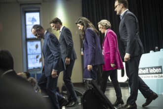 CDU Secretary General Carsten Linnemann accompanies Friedrich Merz, Hendrik Wüst, Serap Güler, Ina