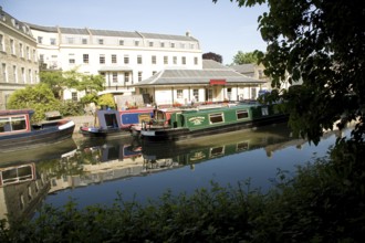 Narrow boats, Kennet and Avon canal, Bathwick, Bath, Somerset, England, UK