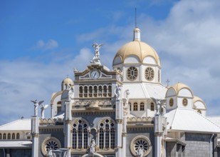 Exterior view, Basílica de Nuestra Señora de Los Ángeles, Cartago, Costa Rica, Central America