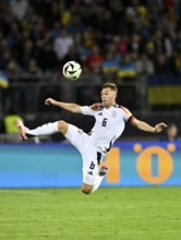 Joshua Kimmich GER (06) acrobatically on the ball, Max Morlock Stadium, Nuremberg, Bavaria,