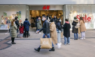 Essen, North Rhine-Westphalia, Germany - Retail in times of the corona pandemic during the second