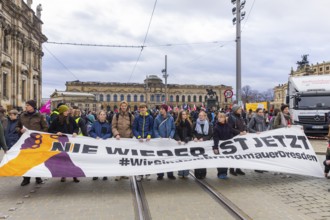 160 organisations and initiatives demonstrated against the right in Dresden on Saturday. Around 10,