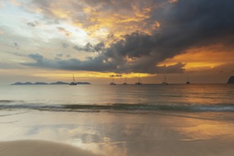 Sunset at Charlie Beach, Koh Mook Island, Andaman Sea, Thailand, Southeast Asia, Asia