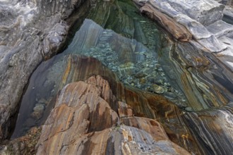 Rocks, rock structures, clear water, Verzasca River, near Lavertezzo, Verzasca Valley, Valle