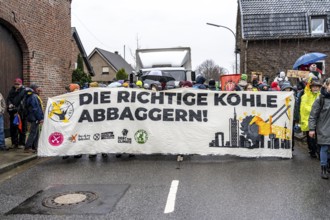 Demonstration against the demolition of the lignite village of Lützerath, from the village of