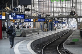 3-day strike by the railway union GDL, only very few local and long-distance trains run, empty