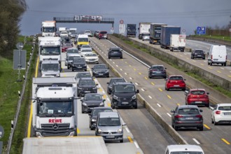 Motorway A3 near Flörsheim, narrowing of lanes due to roadworks, Hesse, Germany, Europe