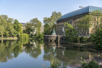 Kaiserteich and Ständehaus, state capital Düsseldorf, North Rhine-Westphalia, Germany, Europe