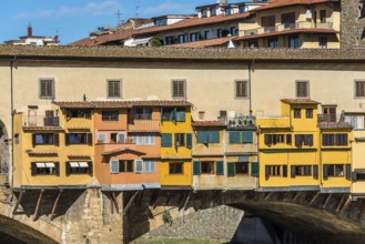 Ponte Vecchio, landmark, old town, architecture, tourism, travel, historic bridge over the Arno in