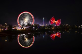 Night shot, overview, reflection in the river Neckar, Ferris wheel, Europa Rad, Gladiator, rides,