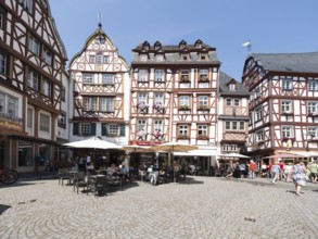 Half-timbered buildings in the old town centre on the market square, Bernkastel, Moselle,