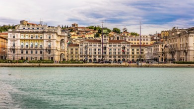 Piazza Unità d'Italia borders directly on the sea, Trieste, harbour city on the Adriatic, Friuli,