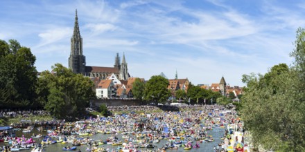 Schwörmontag, Nabada, a traditional Ulm holiday, Danube, Ulm, Baden-Württemberg, Germany, Europe