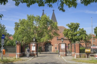 Main entrance, Tor tor 1, JVA Tegel, Seidelstraße, Reinickendorf, Berlin, Germany, Europe