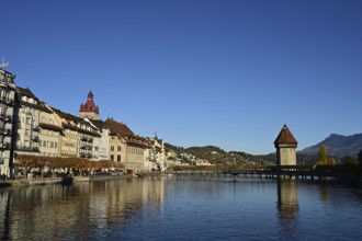 City view with Chapel Bridge, water tower on the Reuss, behind the Rigi, Old Town, Lucerne, Canton