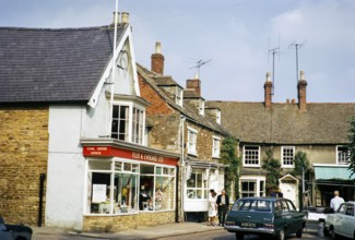 Ellis & Everard Kohlenwarengeschäft, Oakham, Rutland, England, UK 1969