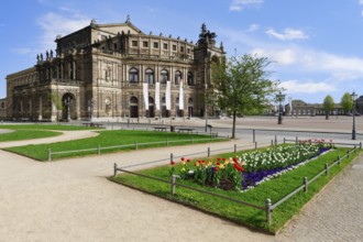 Semperoper, Saxony royal court opera house, Dresden, Saxony, Germany, Europe