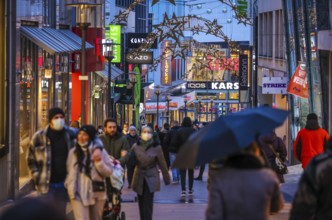 Essen, North Rhine-Westphalia, Germany - 2G Shopping in Essen city centre during the coronavirus