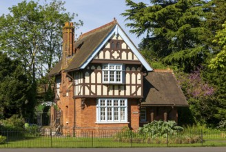 Roseberry Lodge building, Dulwich Park, London, England, UK