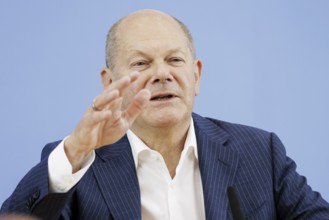 Olaf Scholz (SPD), Federal Chancellor, on his way to the Federal Press Conference, bpk, Federal