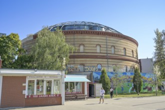 Fichtebunker, former high-rise bunker, now residential building, Körtestraße, Fichtestraße,