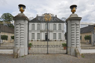 Falkenlust Hunting Lodge, east façade, UNESCO World Heritage Site, Brühl, North Rhine-Westphalia,