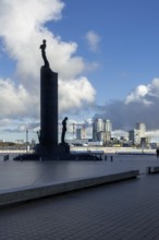 National Monument to the Sailors, Nationaal Monument voor de Zeelieden silhouetted against the