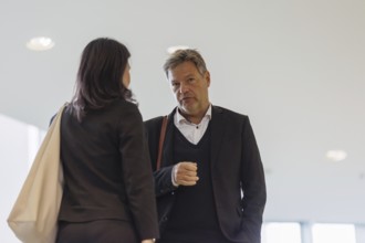 Annalena Bärbock (Alliance 90/The Greens), Federal Foreign Minister, and Robert Habeck (Alliance