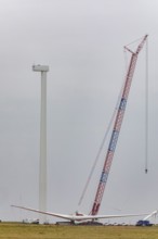 Balko, Oklahoma, A wind turbine being constructed in the Oklahoma panhandle