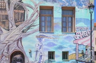 Old house painted with murals, Petychakis square, Rethymno, Crete, Greek Islands, Greece, Europe