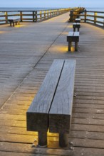 Seebrücke, Seebad Binz, Island of Rügen, Mecklenburg-Vorpommern, Germany, Europe