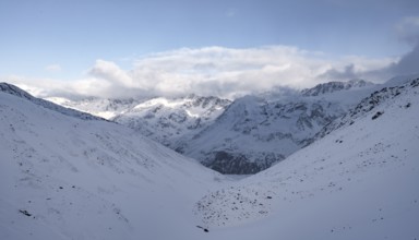 Snow-covered mountain landscape in the Madritsch Valley, Ortler Alps, Vinschgau Valley, Italy,