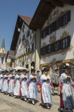 Traditional traditional costume parade, Garmisch-Partenkirchen, Werdenfelser Land, Upper Bavaria,