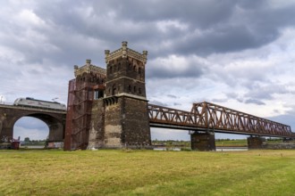 The railway bridge Duisburg-Hochfeld-Rheinhausen, over the Rhine, regional trains and many goods