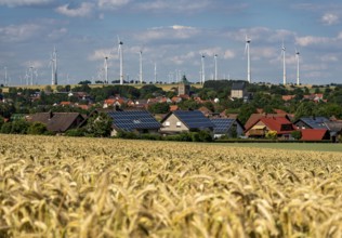 Wind farm near the East Westphalian town of Energiestadt Lichtenau, many residential buildings with