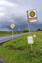 Bus stop Abzweig Eschenpötel, in the countryside, Sauerland, near Warstein-Allagen, country road