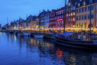 Nyhavn, in the Frederiksstaden district, in the evening, harbour district with houses over 300