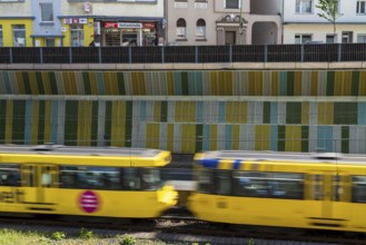 Motorway A40, Ruhrschnellweg, in the through road in Essen, noise barrier, tram, underground