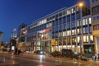 Corporate headquarters of the travel portal HRS, at Cologne Central Station, Breslauer Platz,