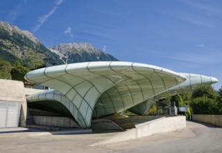 Seegrube station, cable car of the Innsbrucker Nordkettenbahnen, alpine Nordkette, Innsbruck,