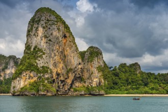 Island landscape near Krabi, stormy sky, thunderstorm, cloudy, weather, sky, storm clouds, nature,