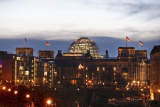 Reichstag, building, evening mood, flags, sky, German flags, Kuippel, capital, architecture,